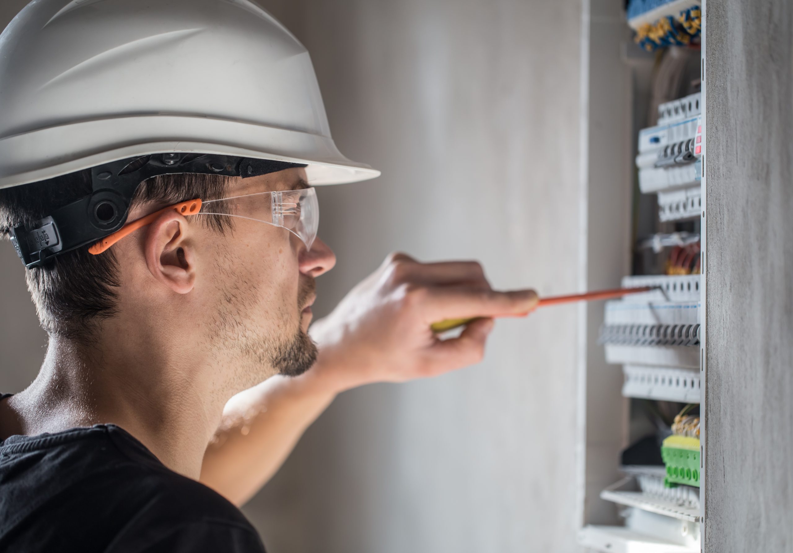 How Electricians Get More Jobs in Ireland in 2026